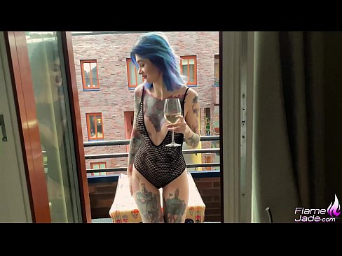 ❤️ Obrovská holka kouří s hltem a vášnivě šuká pod širým nebem Sex video u nás cs.hentaivost.ru ❌❤