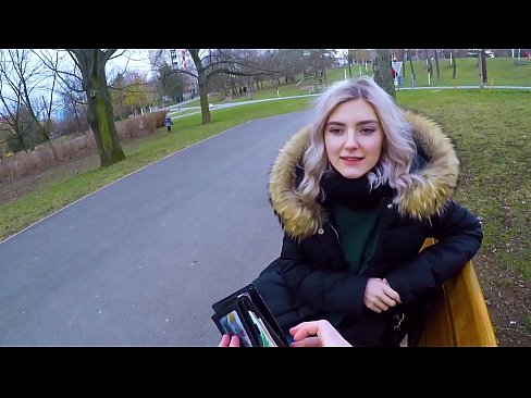 ❤️ Polyká cizí žhavé sperma za peníze - orál v parku Eva Elfie Sex video u nás cs.hentaivost.ru ❌❤